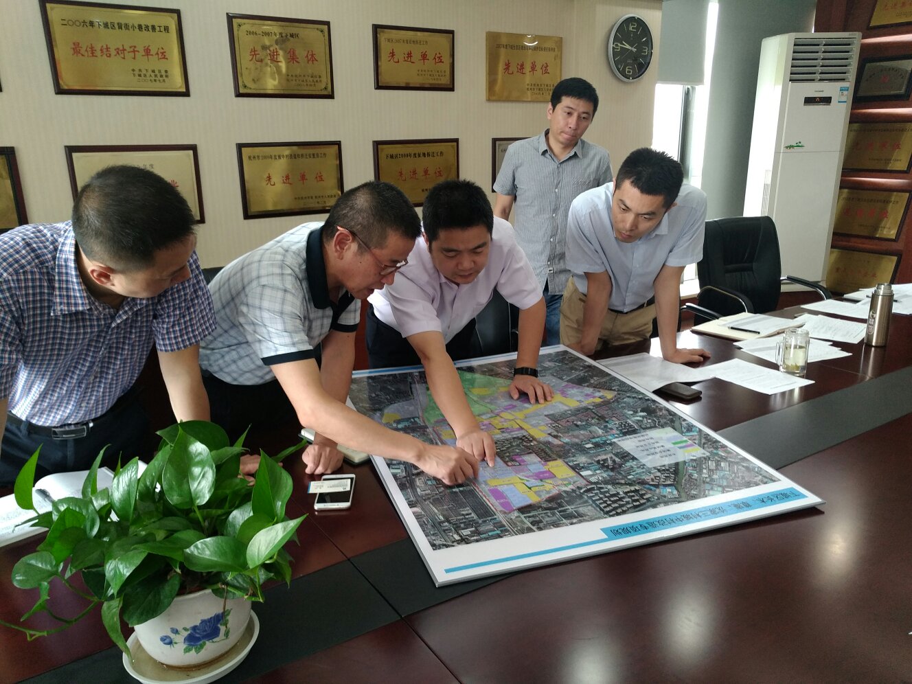 三村范圍國有土地上企業(yè)進(jìn)展情況匯報.jpg