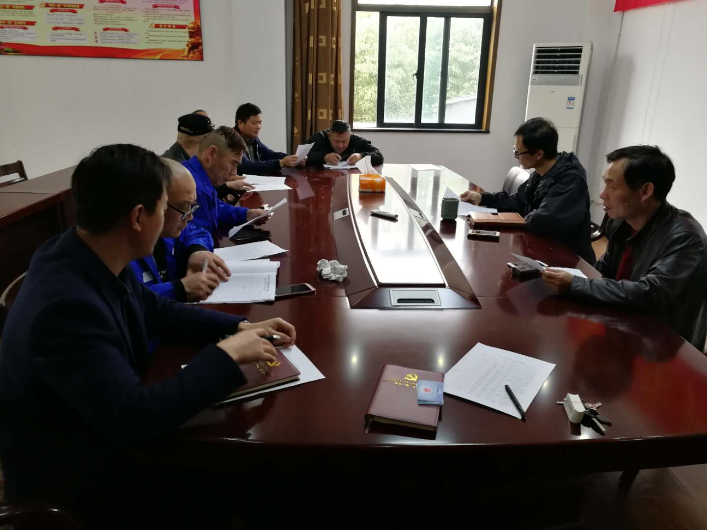 專題組織生活會(huì).jpg