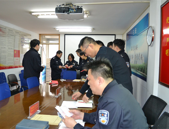 黨員固定活動日交黨費.jpg