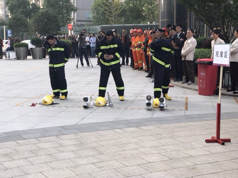 應急小分隊日常演習2.jpg