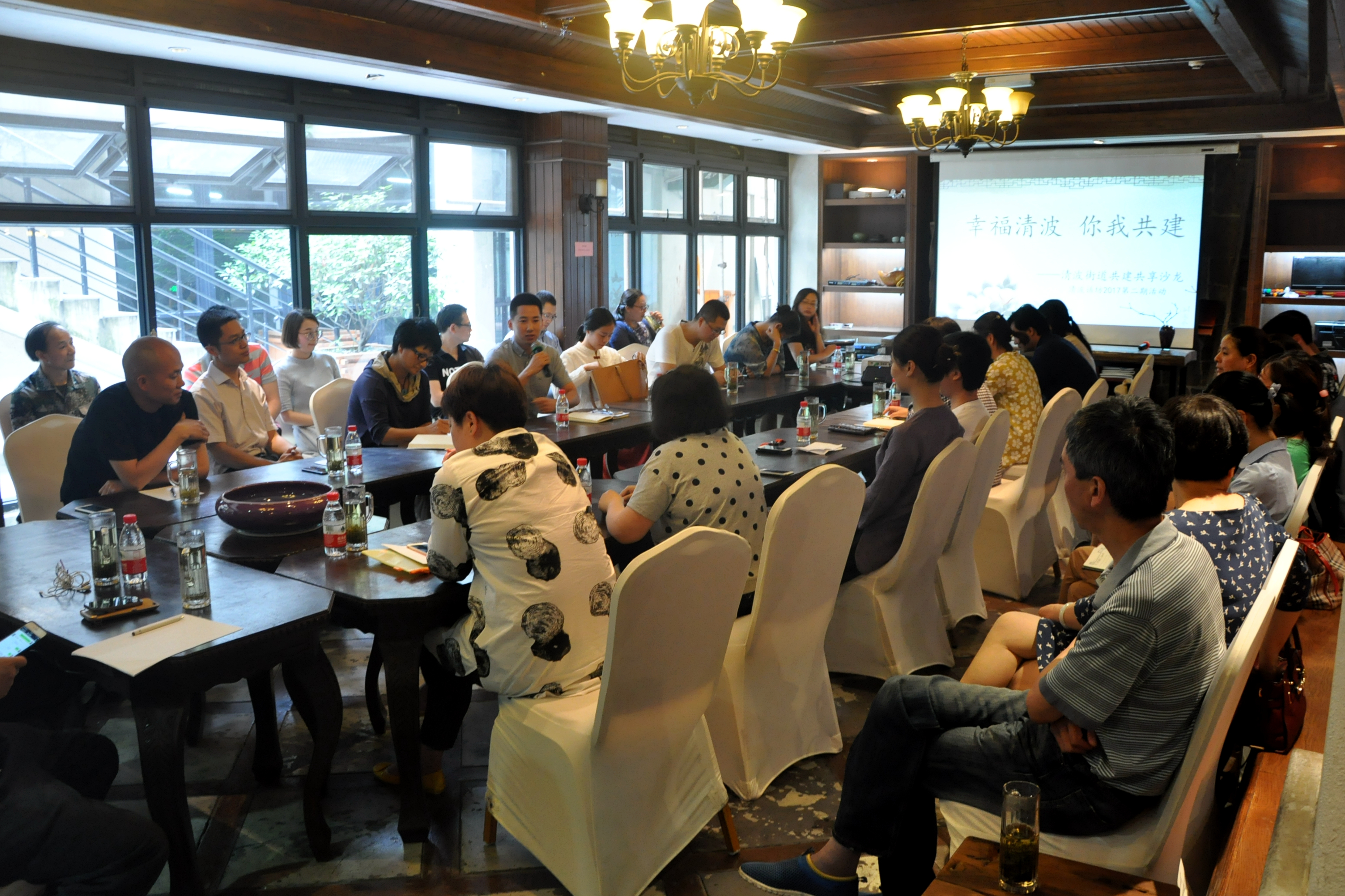 ”幸福清波 你我共建“吳山商圈紅色家園各支部開展黨建共建.JPG