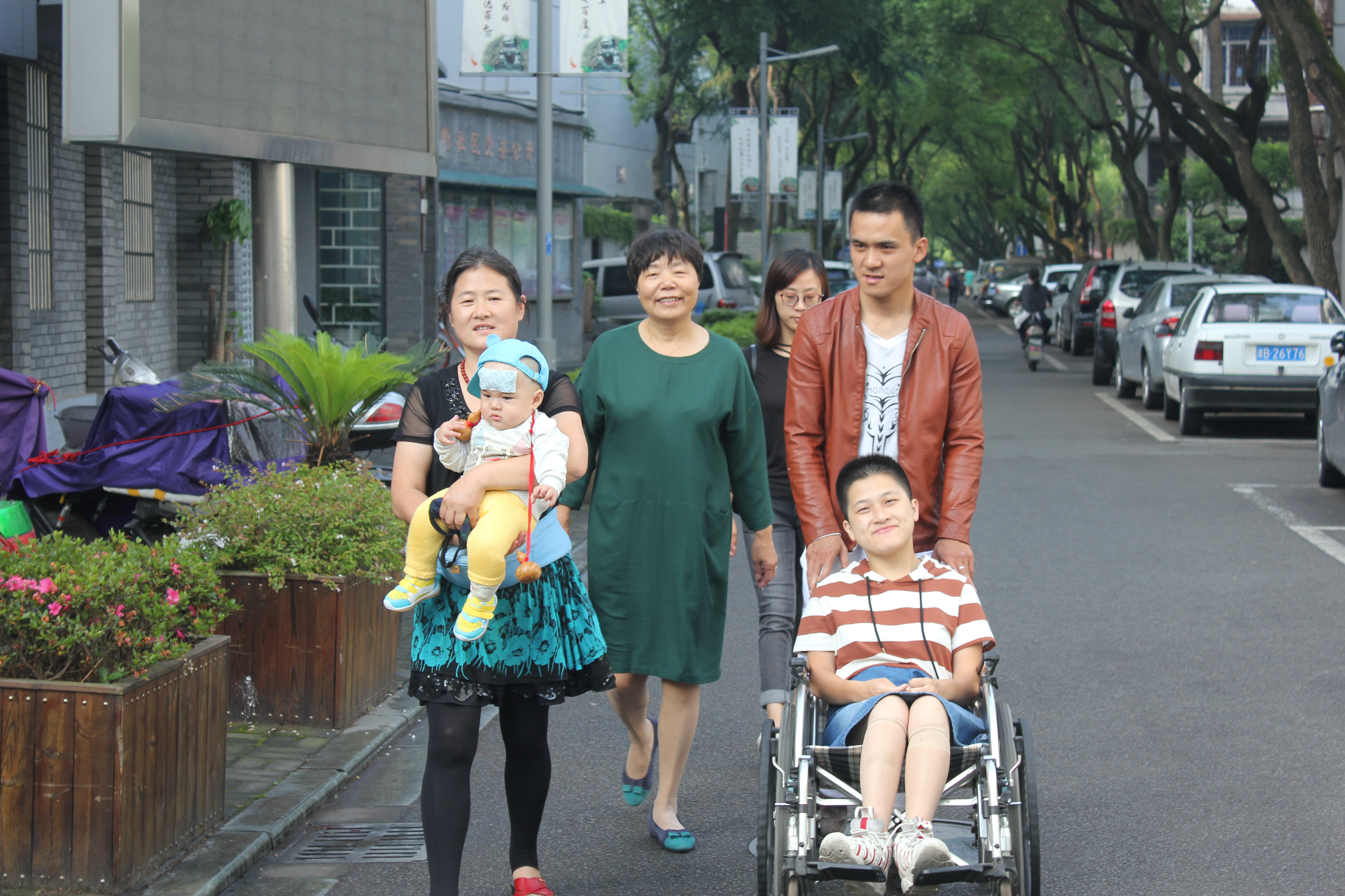 2017.6.6送邱一楠去北京b.JPG