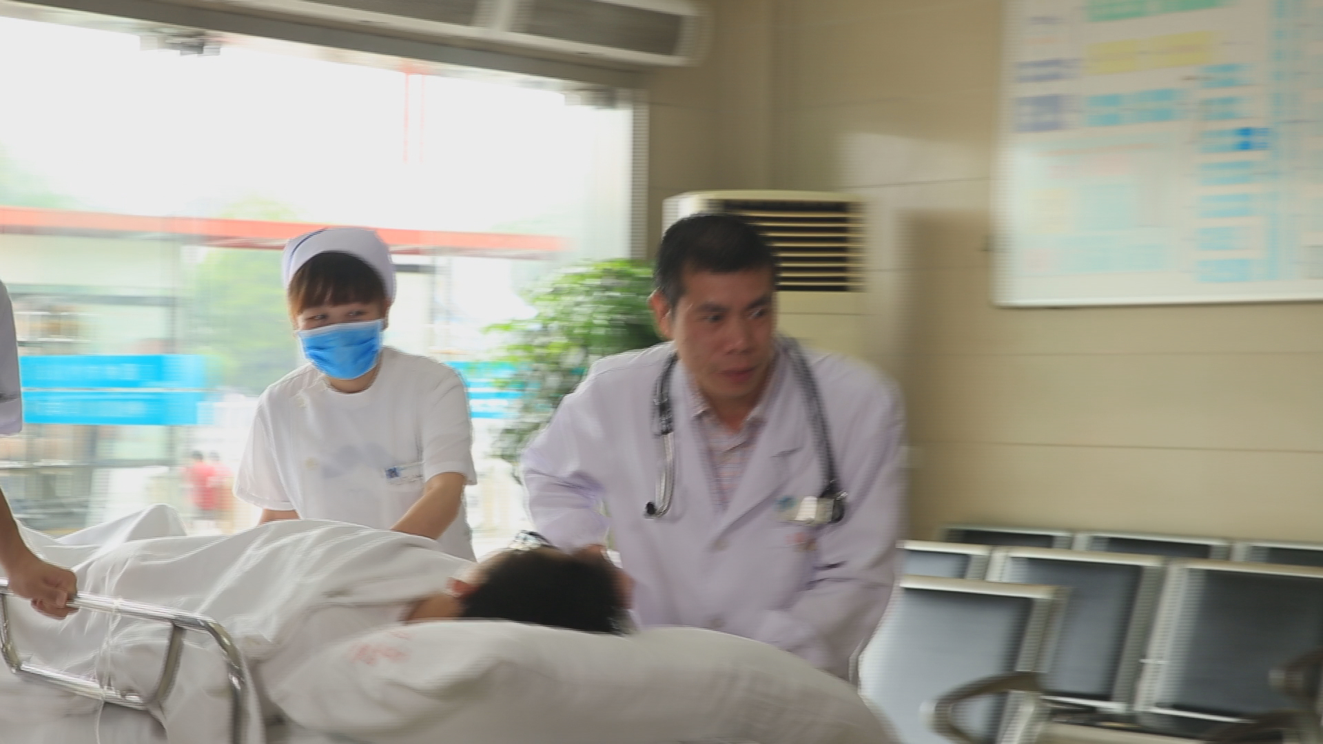 急診的工作爭分奪秒.jpg