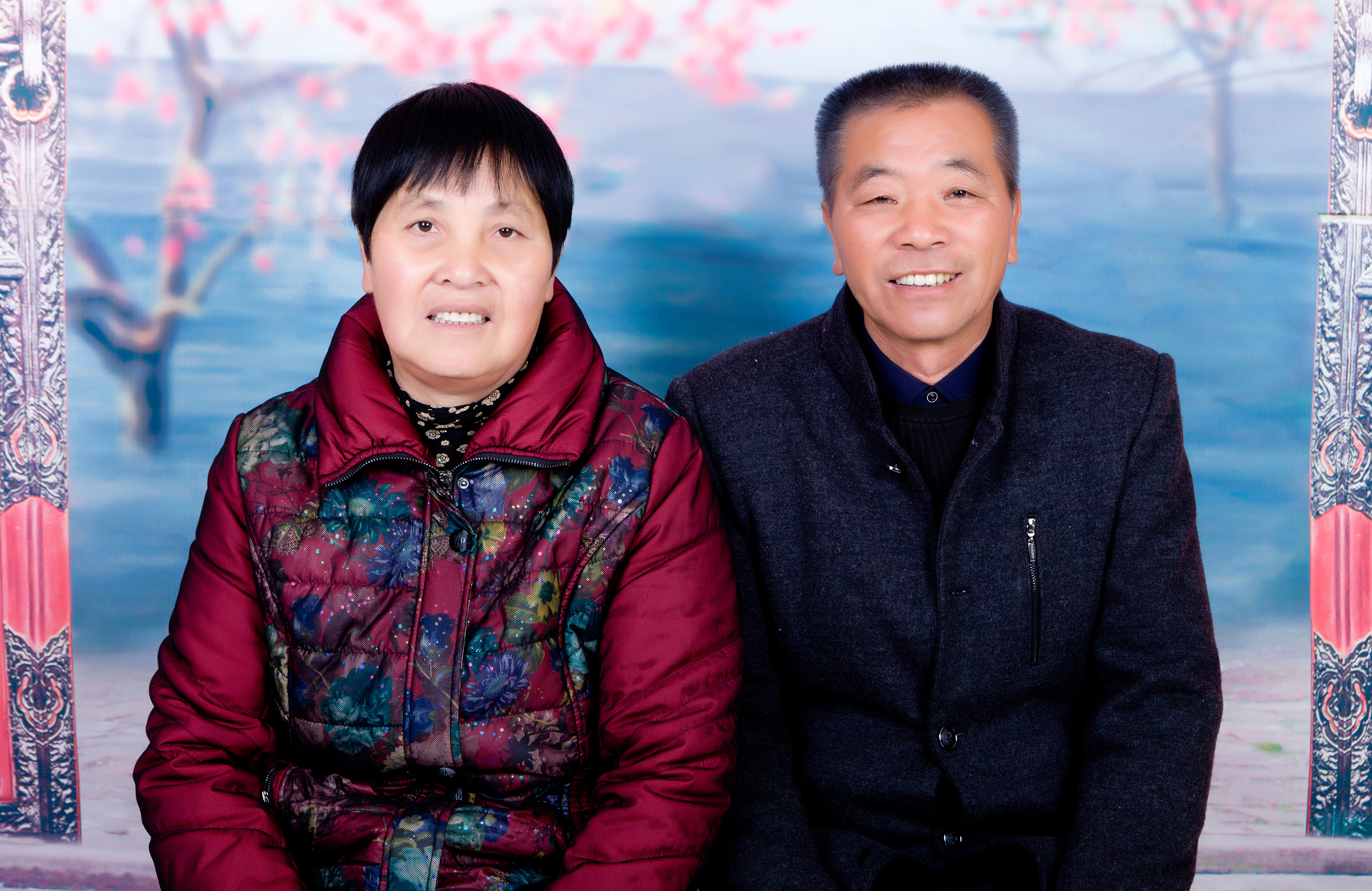 賀官德夫妻.jpg