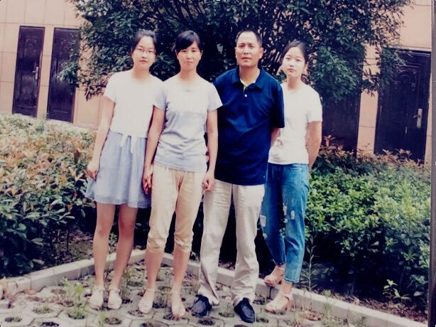 柒稱意一家.jpg