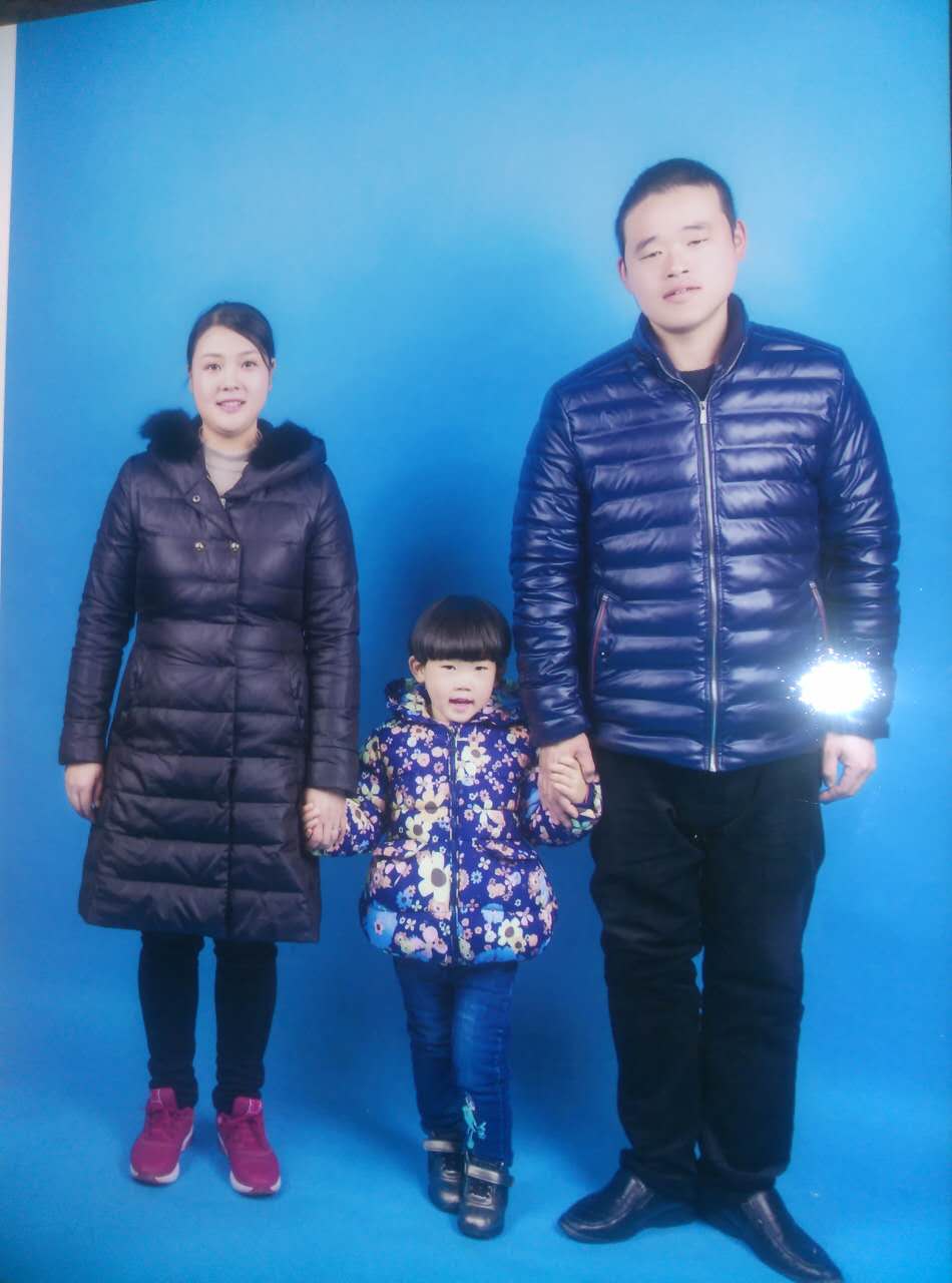 余夢(mèng)婷家庭.jpg