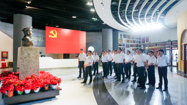 DSC00536- 20190702-省援疆指揮部赴兵團(tuán)第一師開展“不忘初心 牢記使命”主題教育專題讀書班活動(dòng)。俞劉東攝.jpg