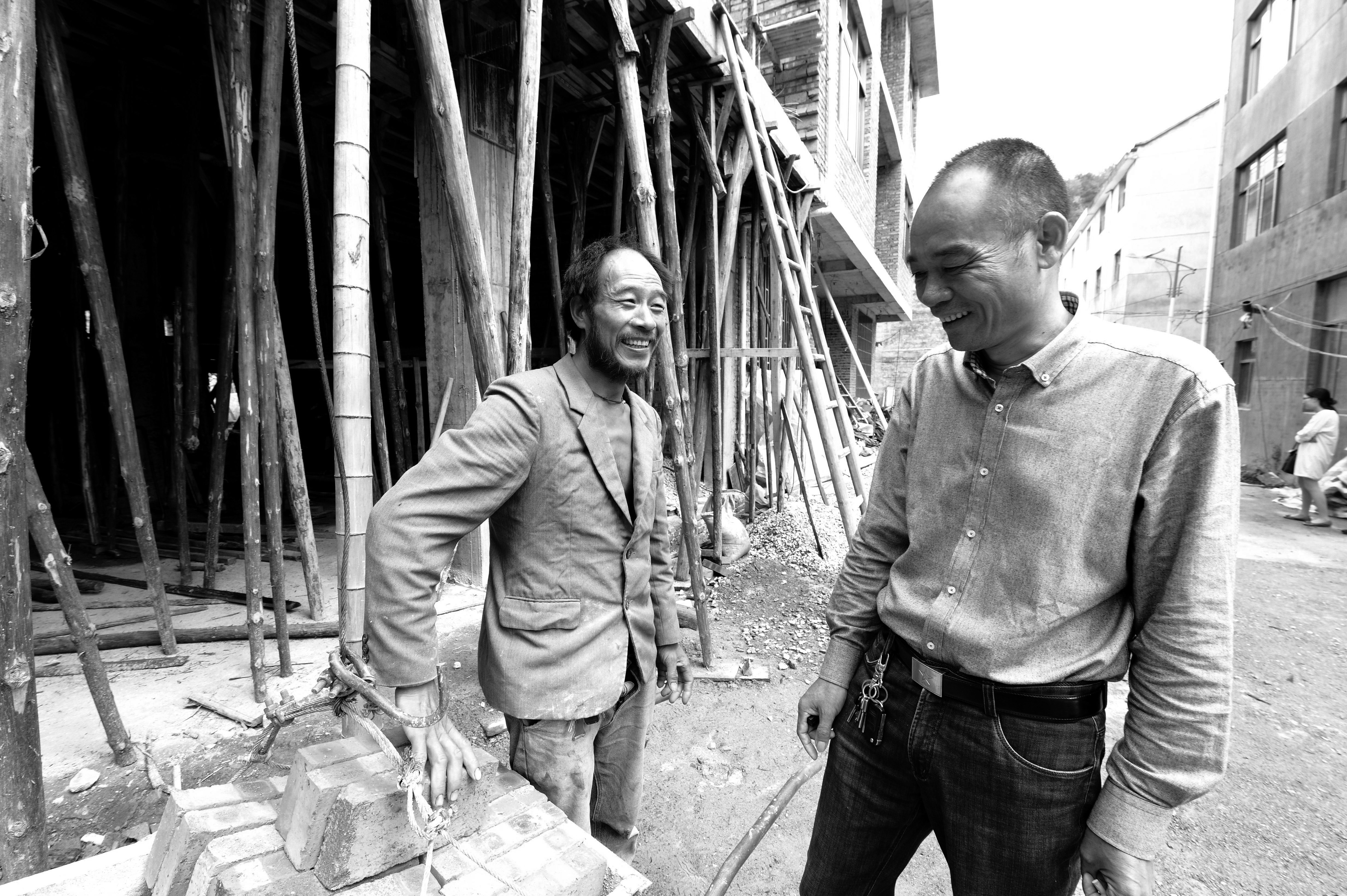 699-4016757.jpg