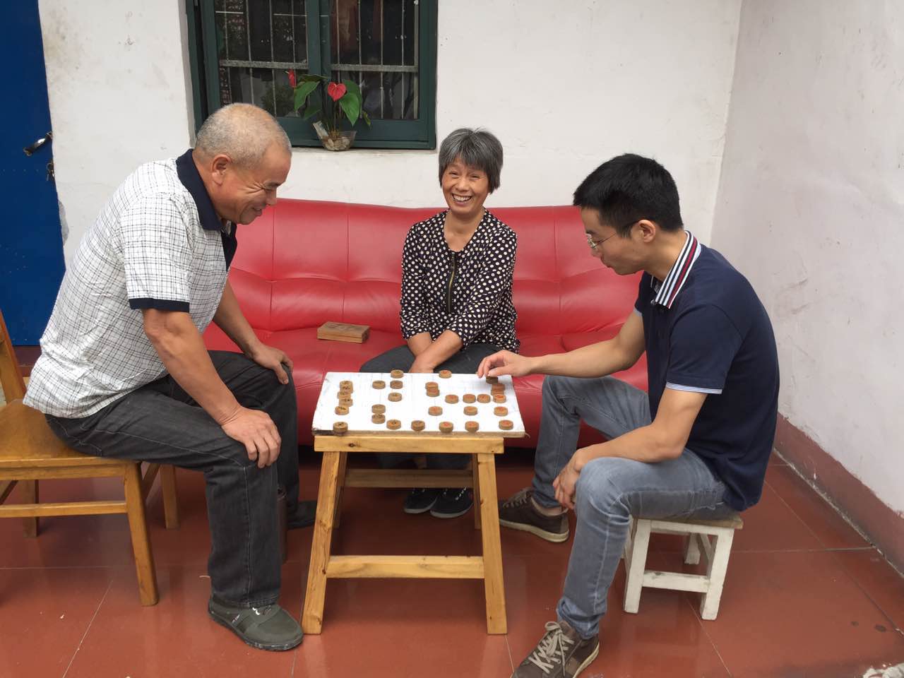和父親下棋1 (2).JPG